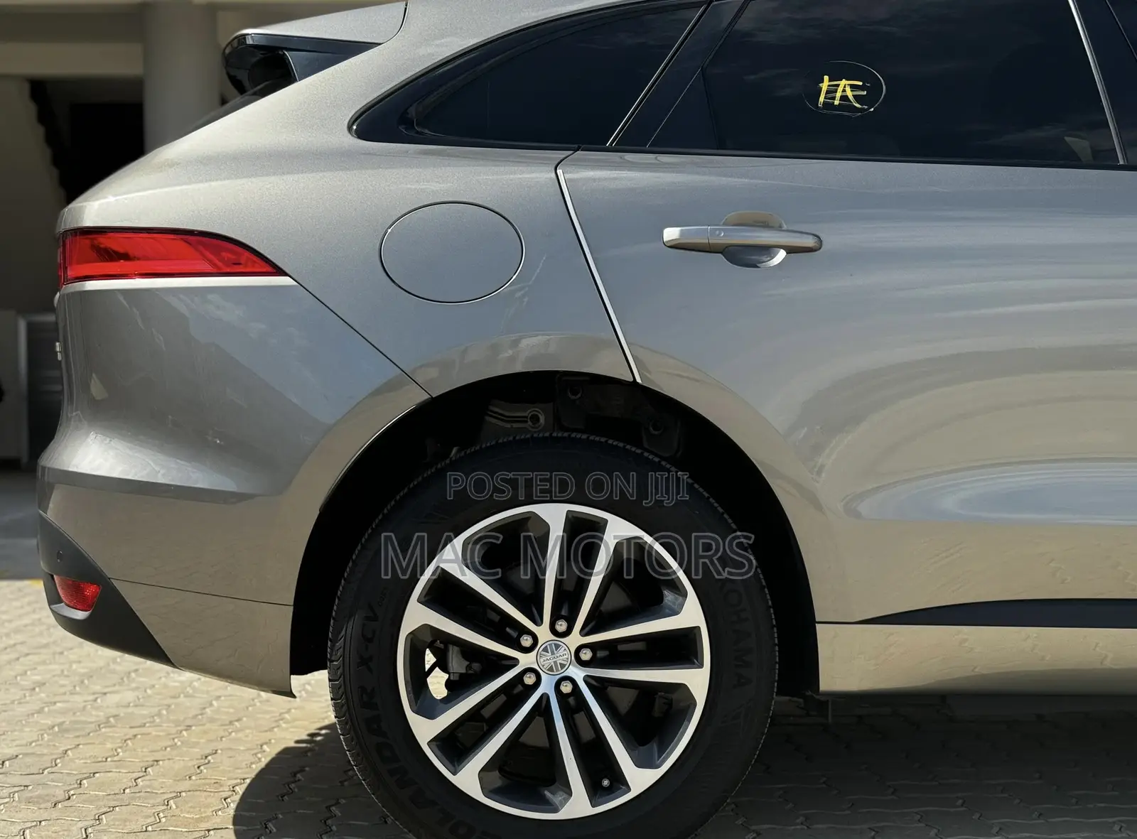 Jaguar F-Pace 20d R-Sport AWD 2018 Gray