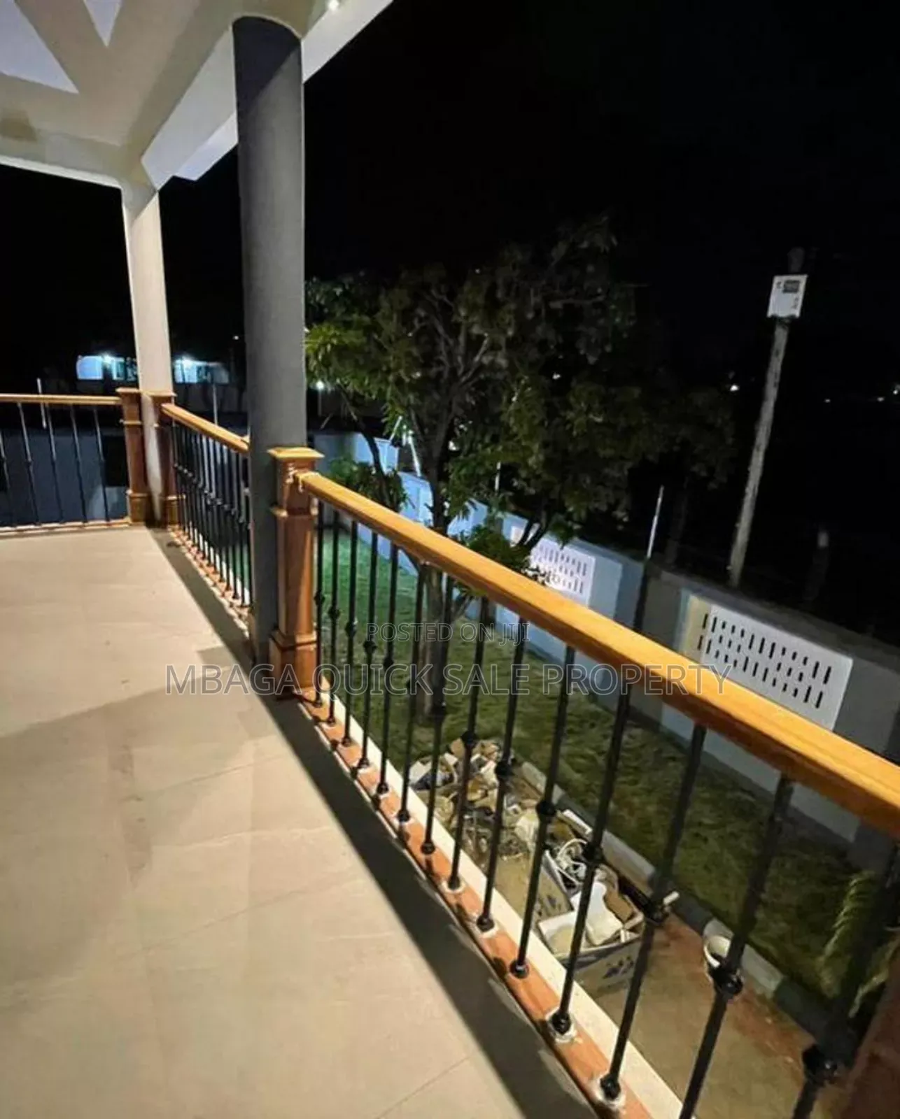 8bdrm House in Mbezi Beach for sale
