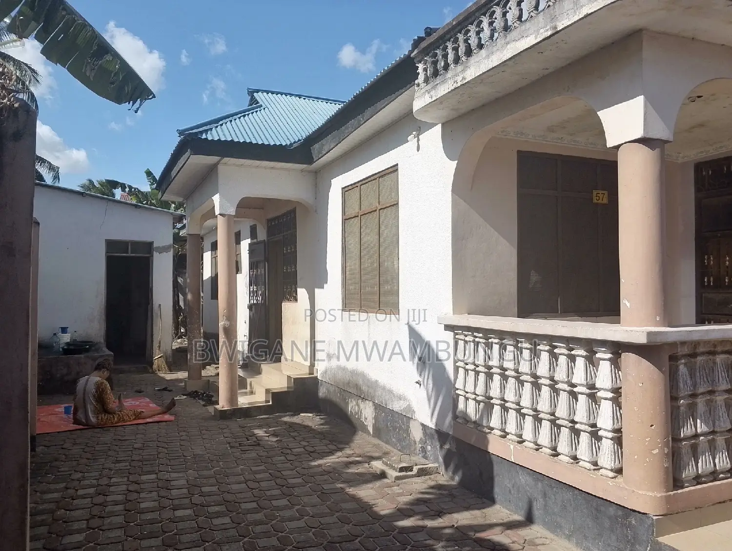 Furnished 4bdrm Apartment in Mbagala Mbande for sale