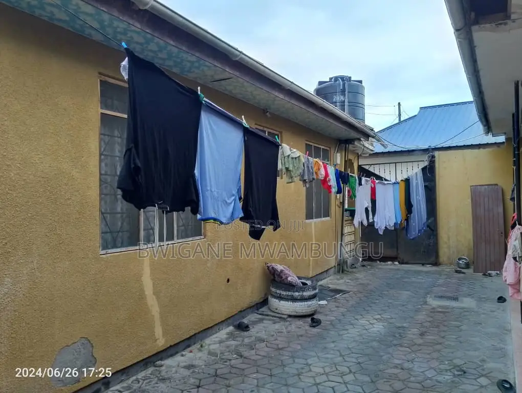 Furnished 7bdrm Apartment in Mbagala Chamazi for sale