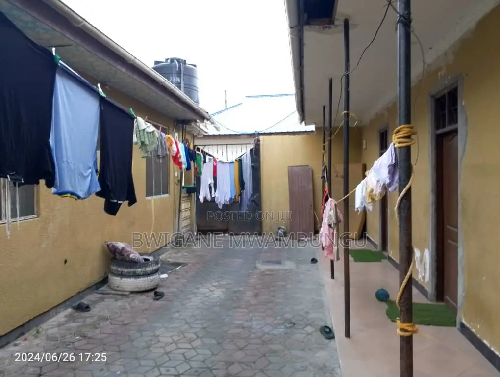 Furnished 7bdrm Apartment in Mbagala Chamazi for sale