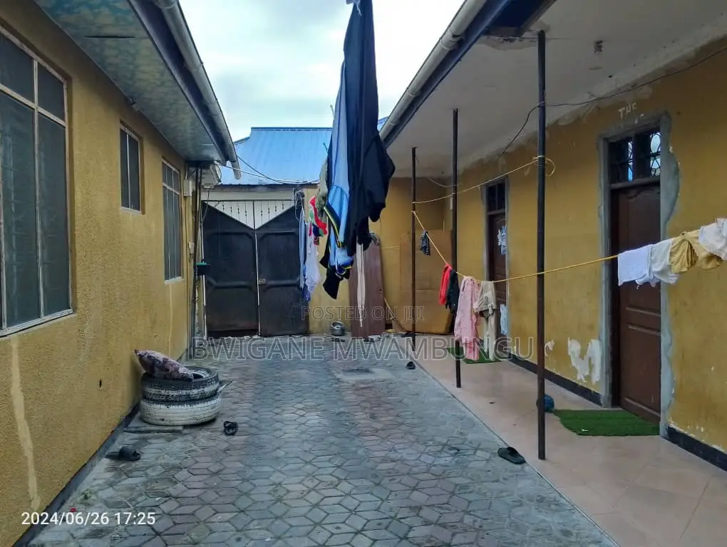 Furnished 7bdrm Apartment in Mbagala Chamazi for sale