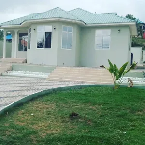 3bdrm House in Salasala, Mbezi Beach for rent
