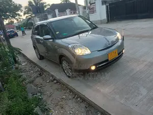 Mazda Verisa 2011 Gray