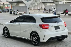 Mercedes-Benz A-Class 2014 White
