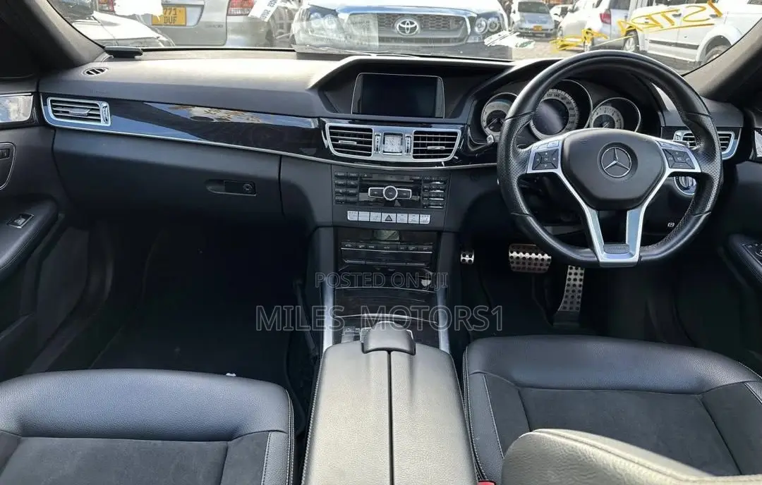 Mercedes-Benz E350 2014 Silver