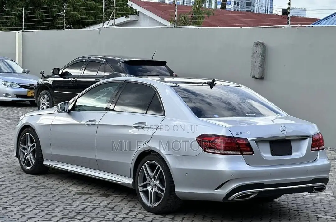 Mercedes-Benz E350 2014 Silver