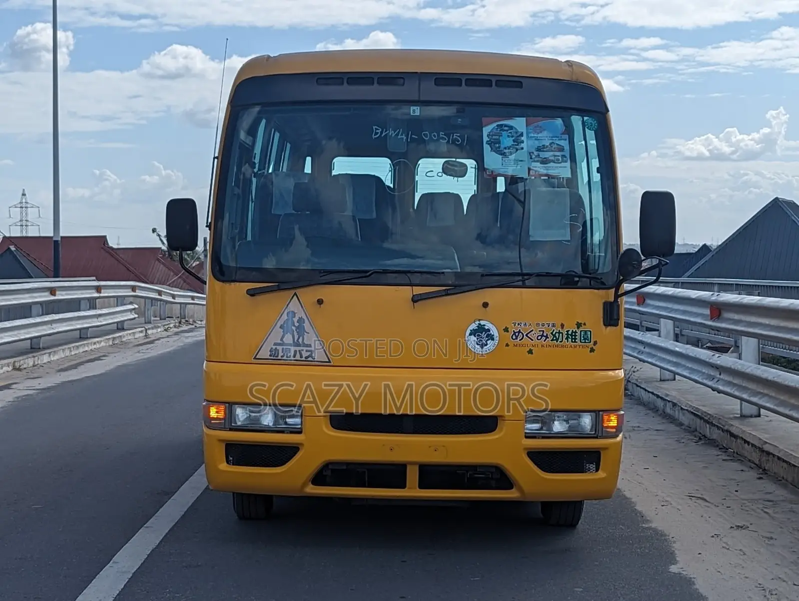 Nissan Civilian 2002 Yellow