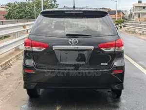 Toyota Wish 2012 Gray