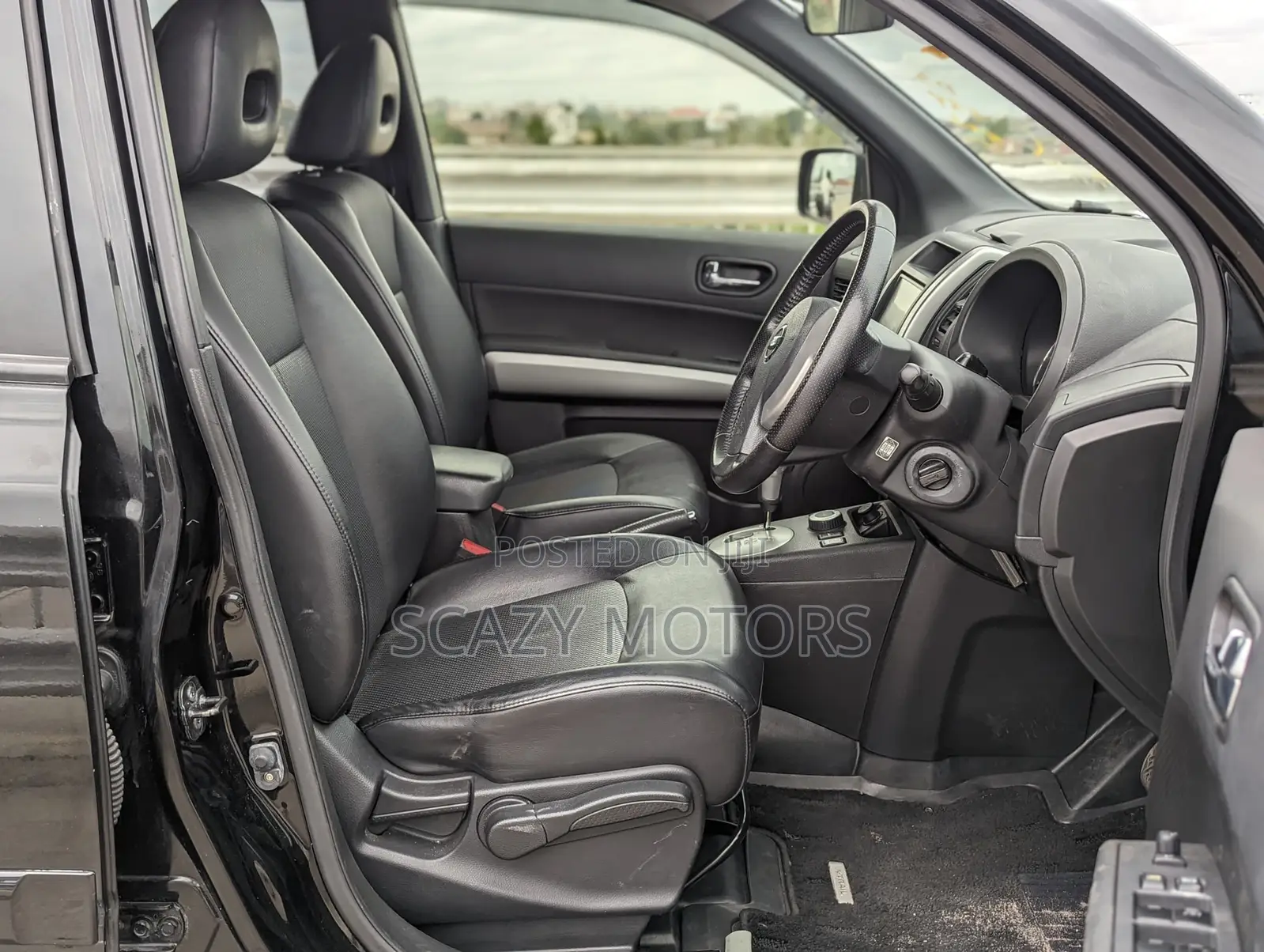 Nissan X-Trail 2011 Black