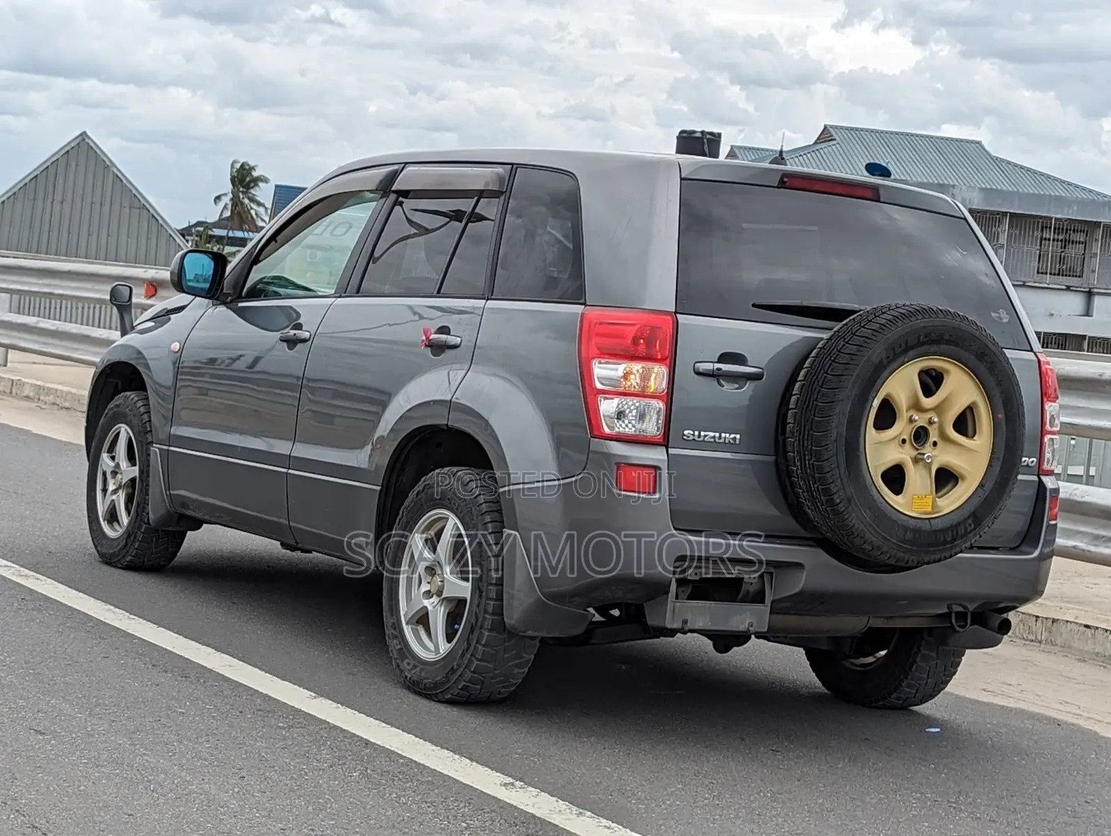 Suzuki Escudo 2008 Gray