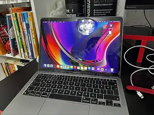 New Laptop Apple MacBook Air 2022 M2 8GB Apple M2 HDD 256GB