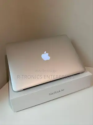 New Laptop Apple MacBook Air 2024 M3 13-Inch 8GB Apple M3 HDD 256GB