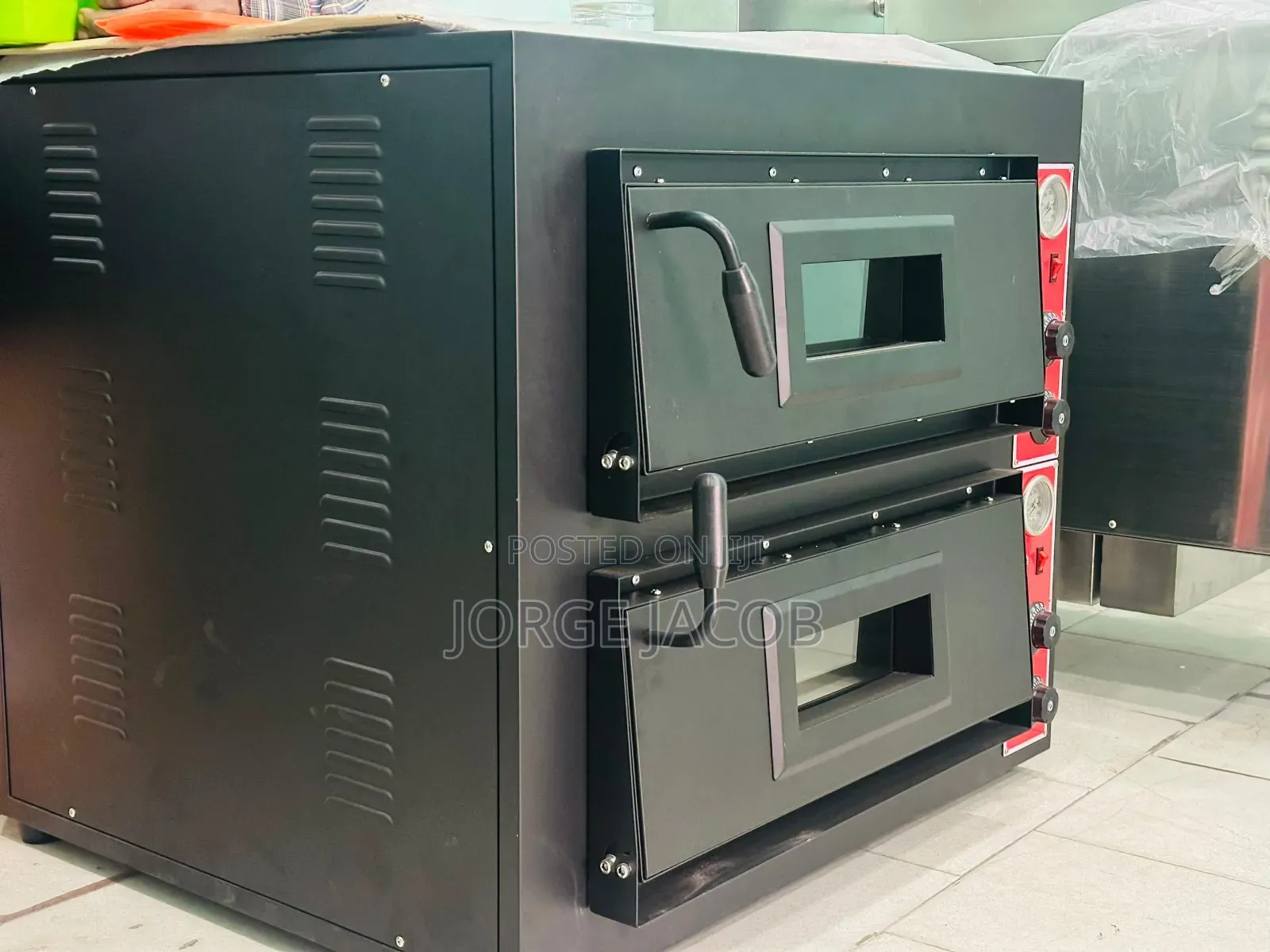 Commercial Pizza Oven