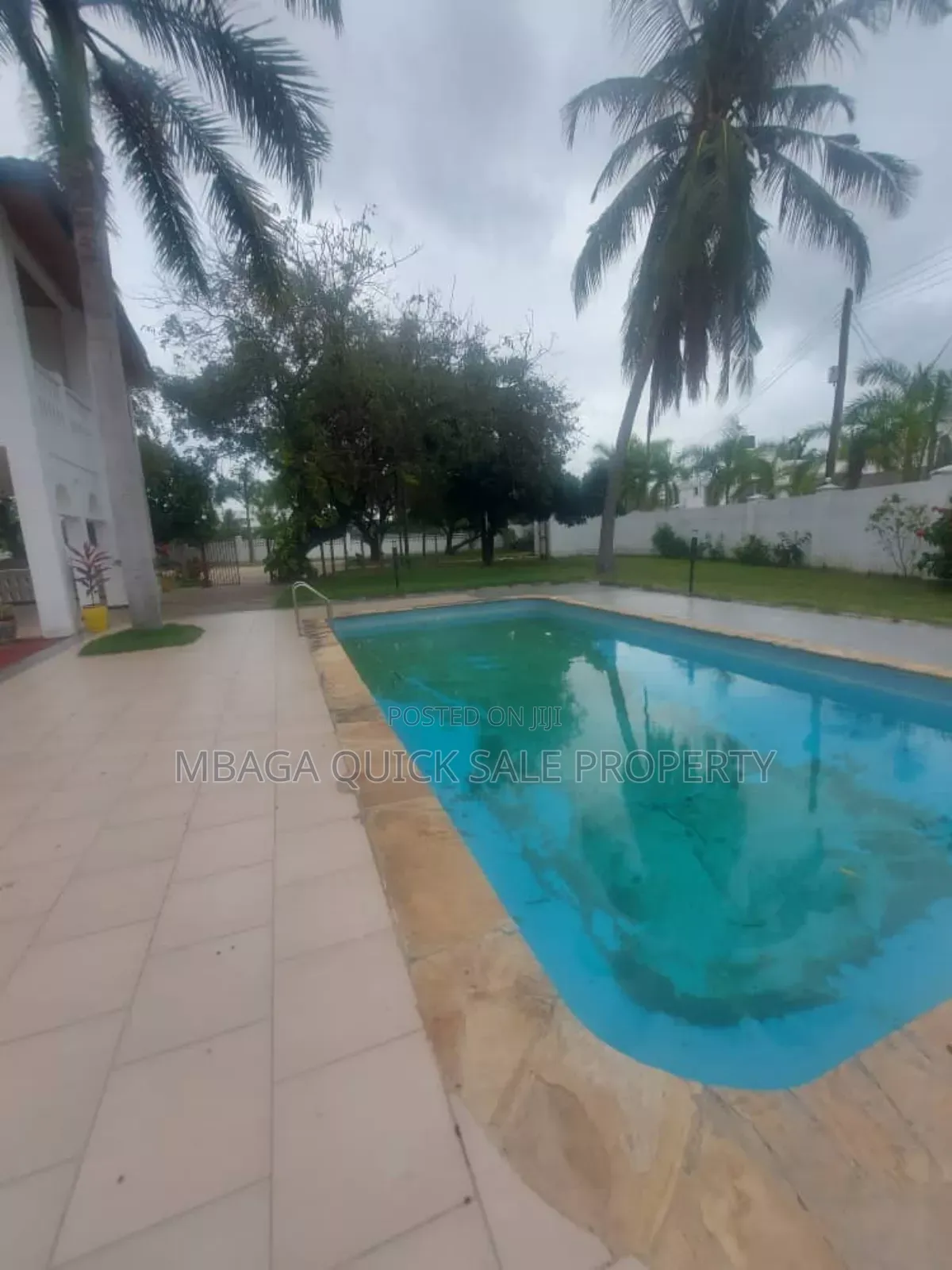 6bdrm House in Jangwani Beach for rent