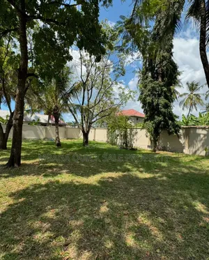 6bdrm House in Africana, Mbezi Beach for rent