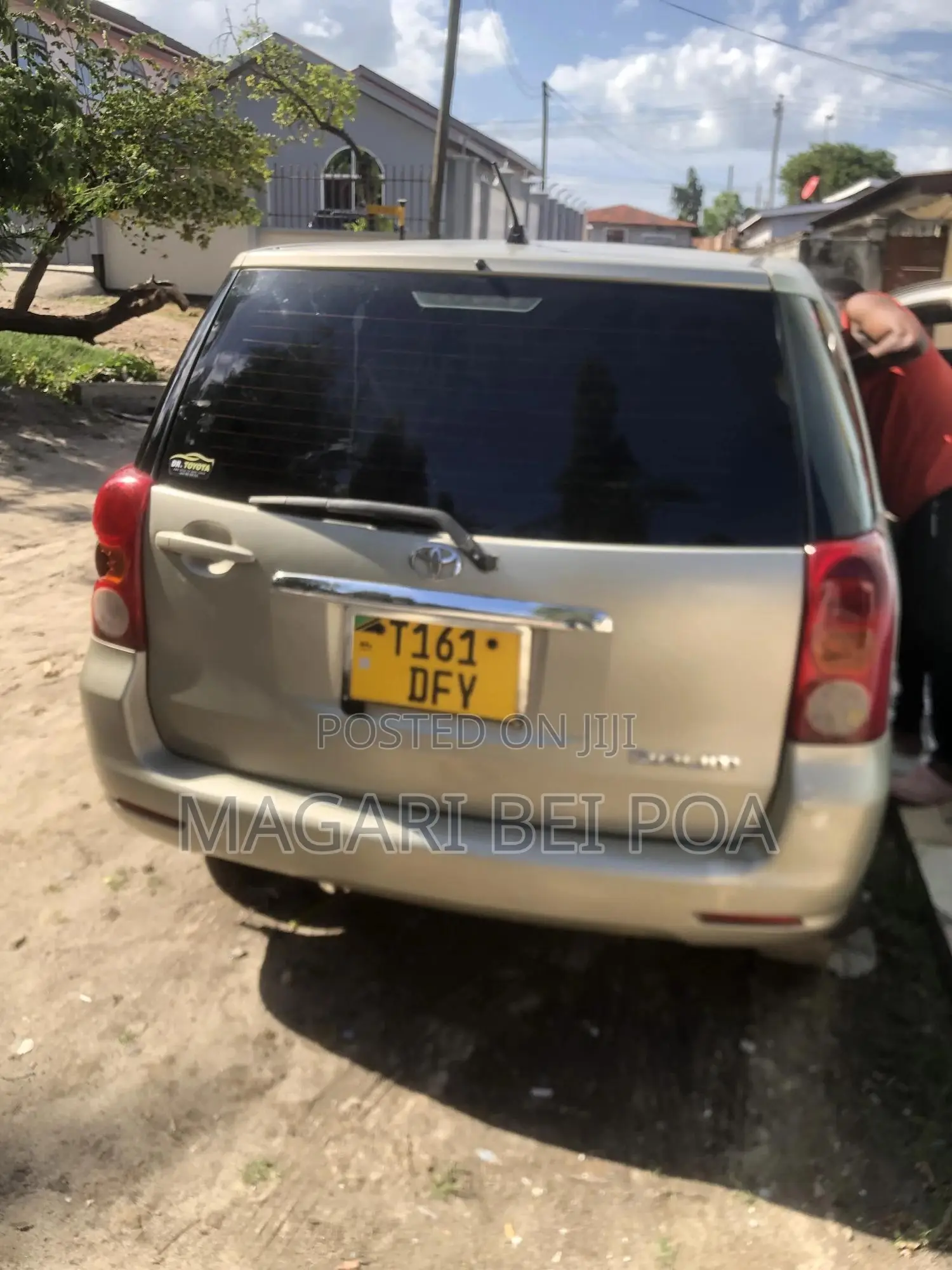 Toyota Raum 2007 Silver