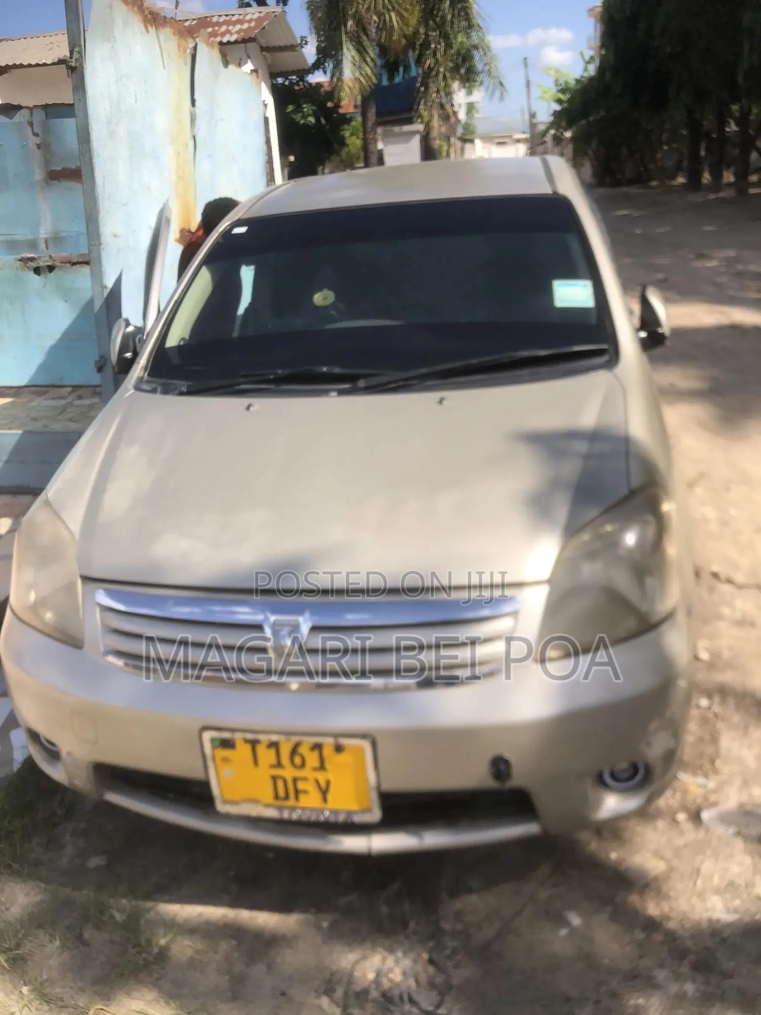 Toyota Raum 2007 Silver