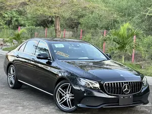 Mercedes-Benz E200 2017 Black