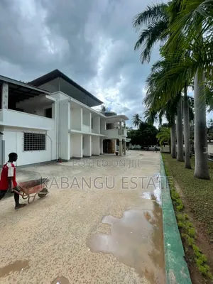 5bdrm Bungalow in Mikocheni, Kinondoni for rent