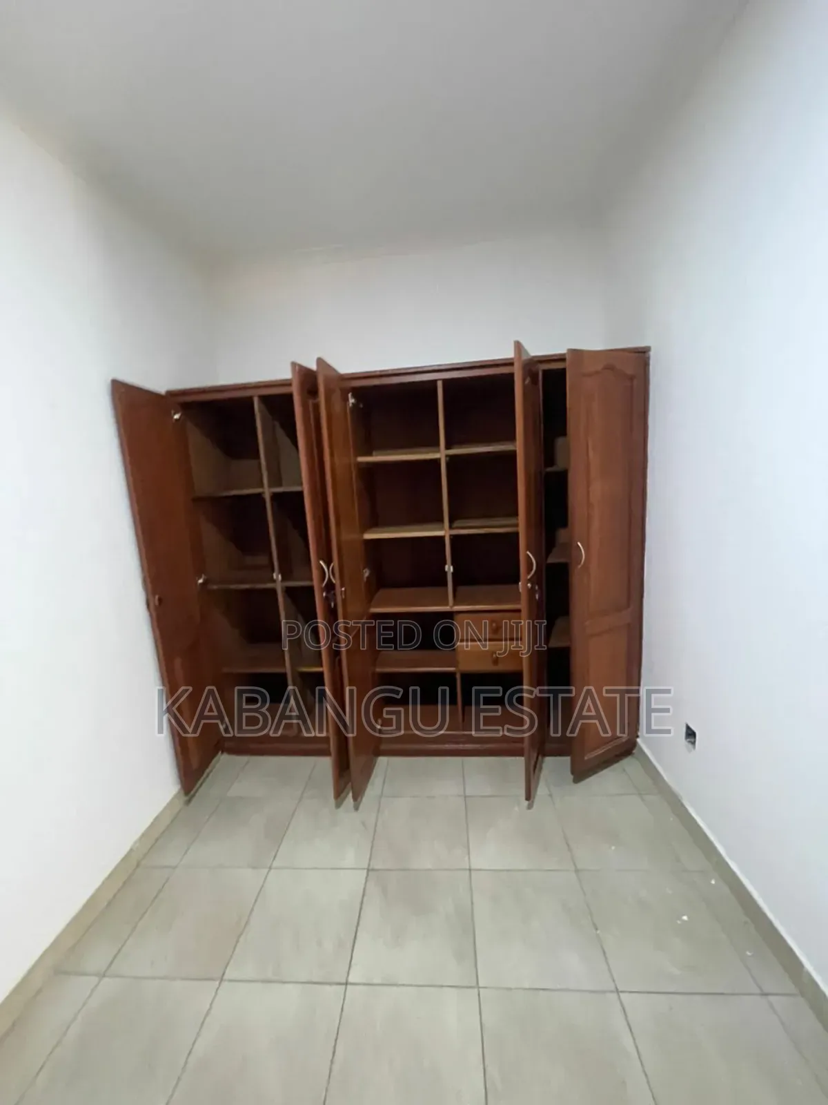 5bdrm Bungalow in Mikocheni, Kinondoni for rent
