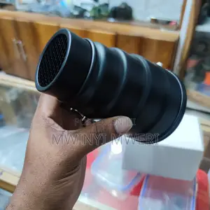 Snoot Honeycomb With Universal Mount.