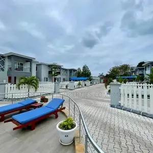 Furnished 5bdrm Villa in Oyster Bay for rent