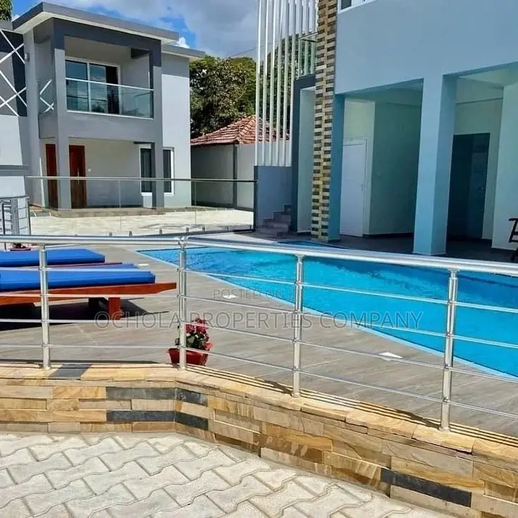 Furnished 5bdrm Villa in Oyster Bay for rent