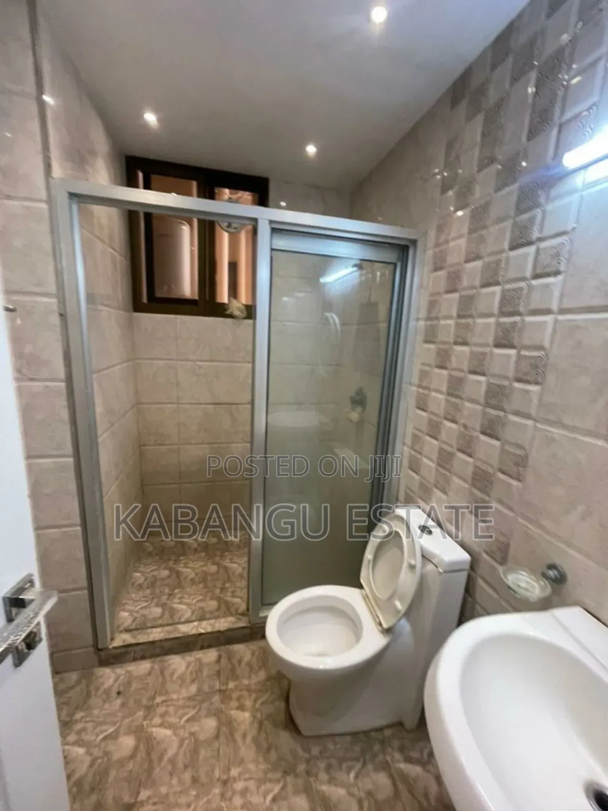 Furnished 3bdrm Apartment in Upanga for rent