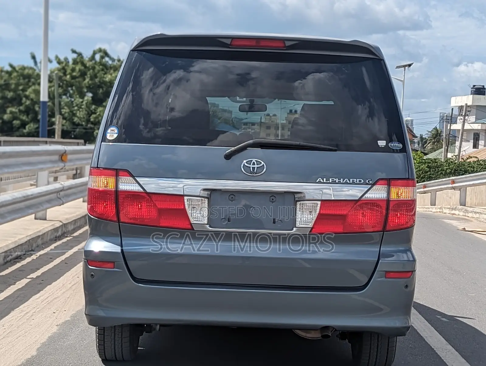 Toyota Alphard 2004 Gray