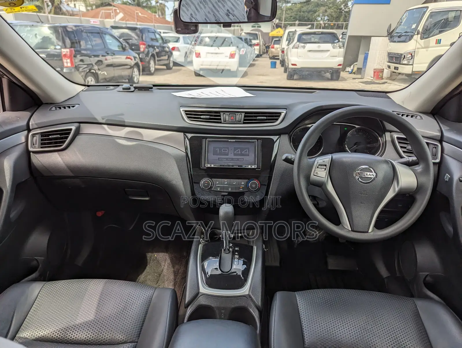 Nissan X-Trail 2014 Gray