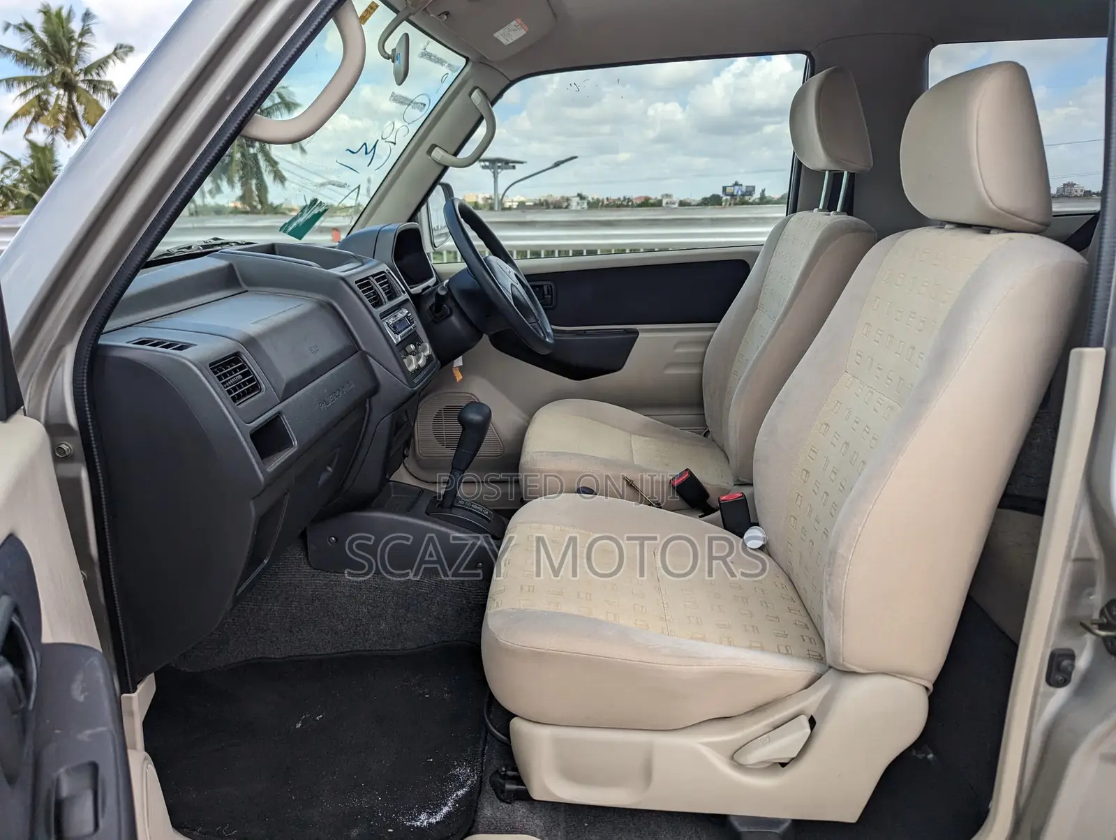 Mitsubishi Pajero 2005 Gray