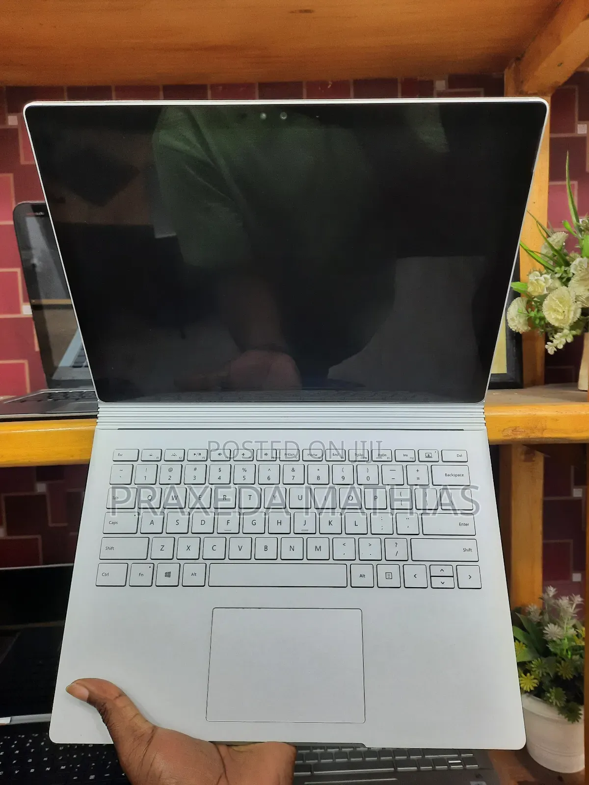 Laptop Microsoft Surface Book 2 8GB Intel Core I5 SSD 256GB