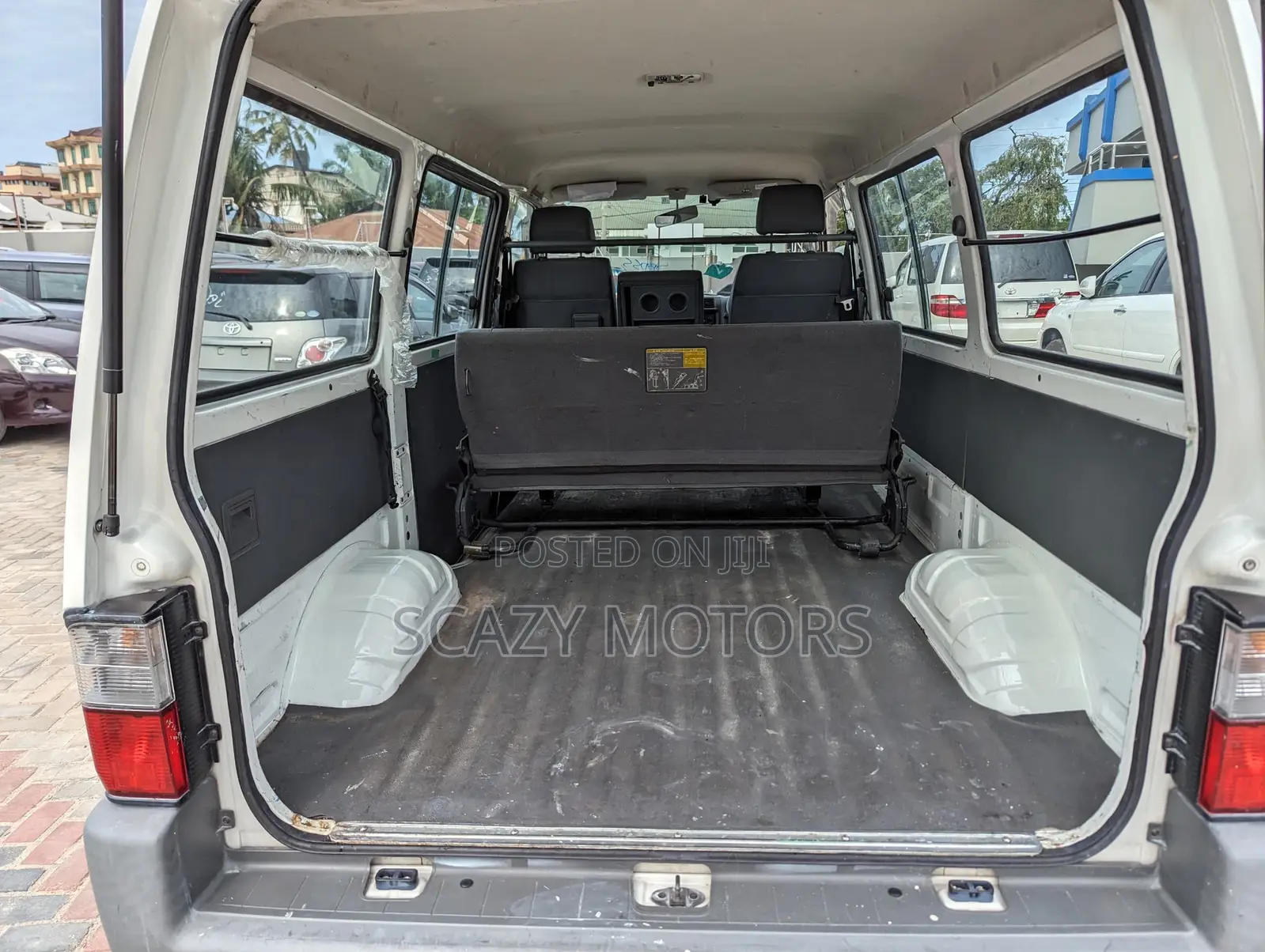 Mazda Bongo 2006 White