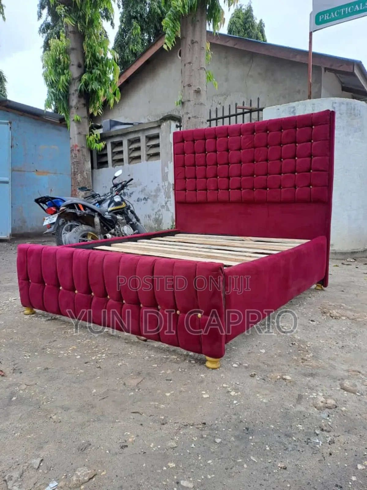 Bedsofa Classic Mpya