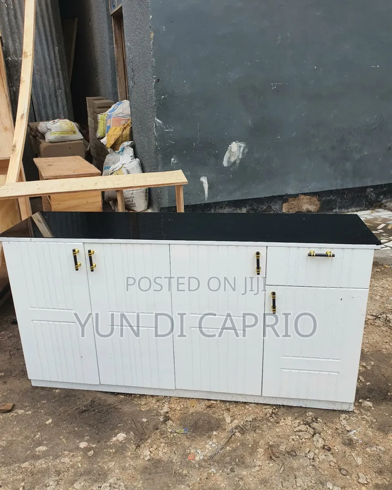 Kitchen Cabinet Classic
