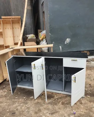 Kitchen Cabinet Classic