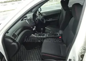 Subaru Impreza 1.5 2011 Pearl
