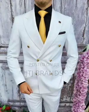 Six Buttons White Suit