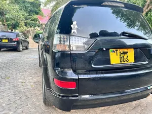 Mitsubishi Outlander 2005 Black