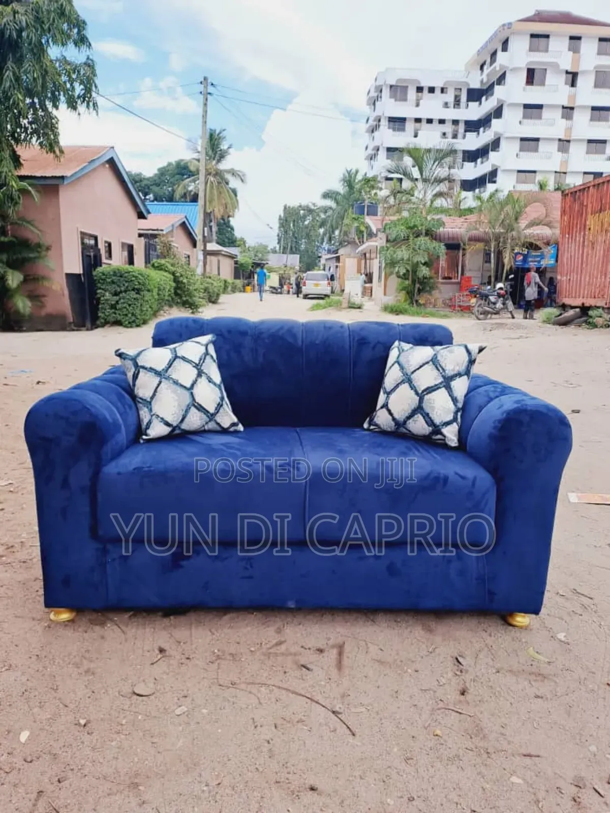 Sofa Nzuri Sana