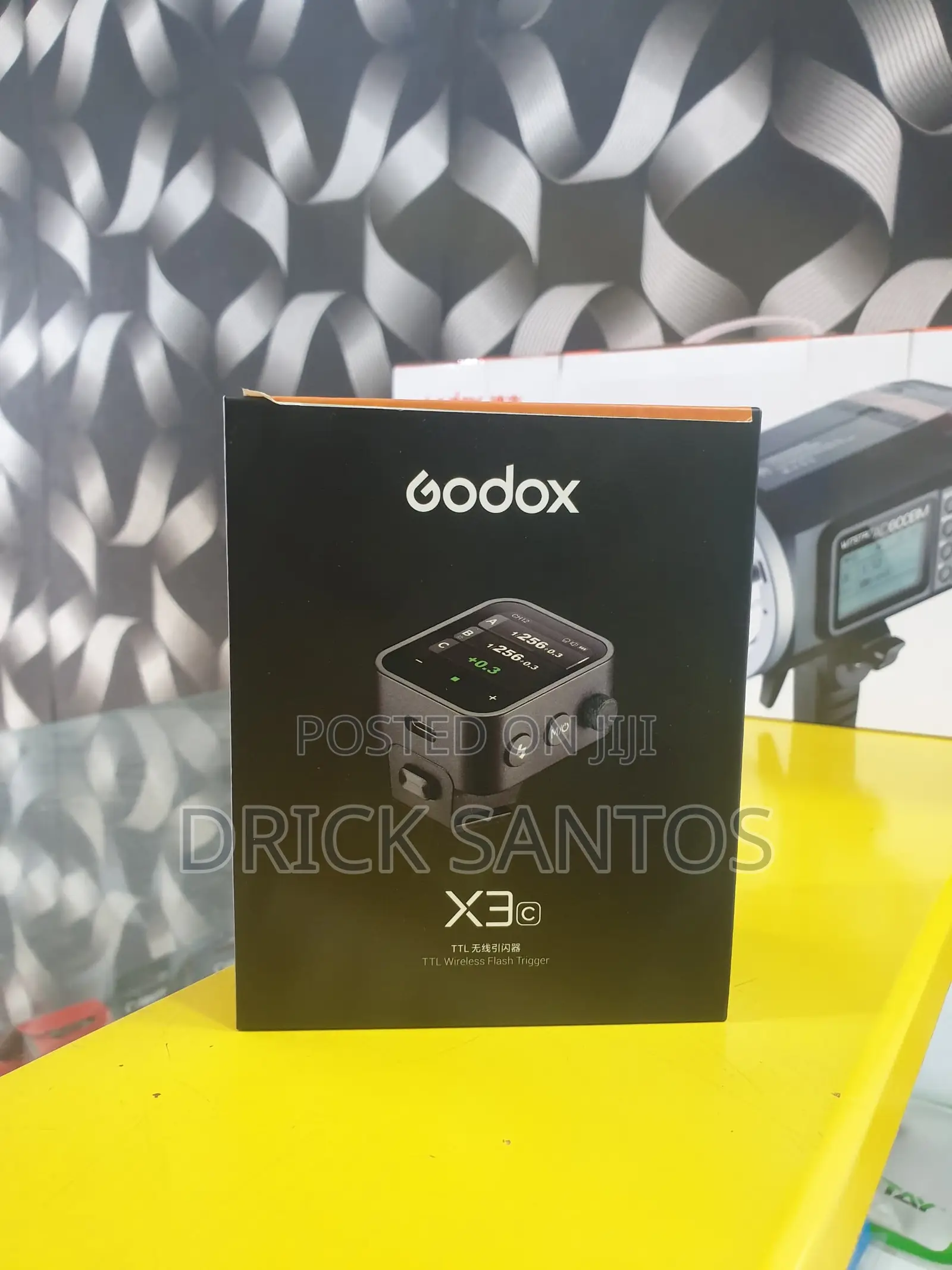 Godox X3 TTL Wireless Flash Trigger for Canon/Nikon/Sony