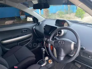 Toyota Ractis 2007 Gray