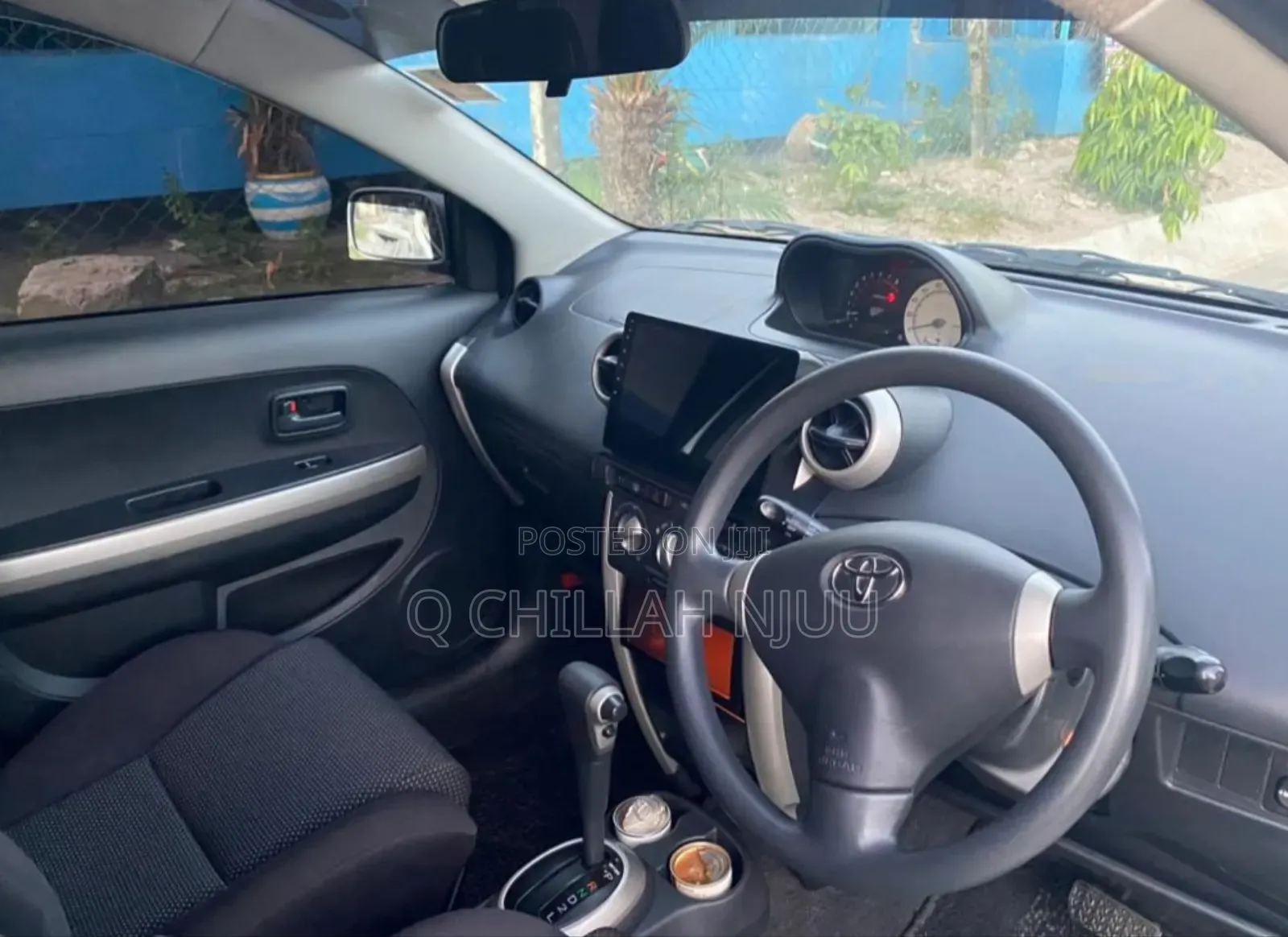 Toyota IST 2004