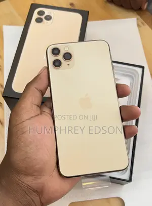 New Apple iPhone 11 Pro Max 256 GB Gold