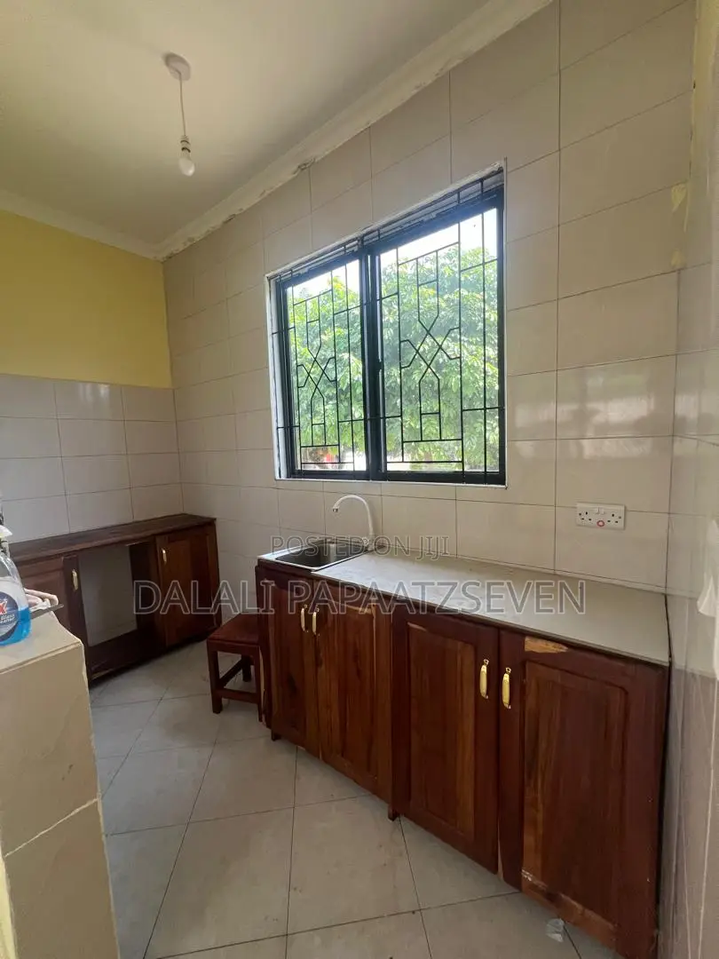 1bdrm Apartment in Dalalipapaatzseven, Kinondoni for rent