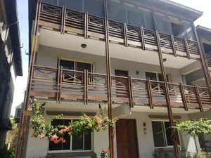 4bdrm Apartment in Mikocheni for rent