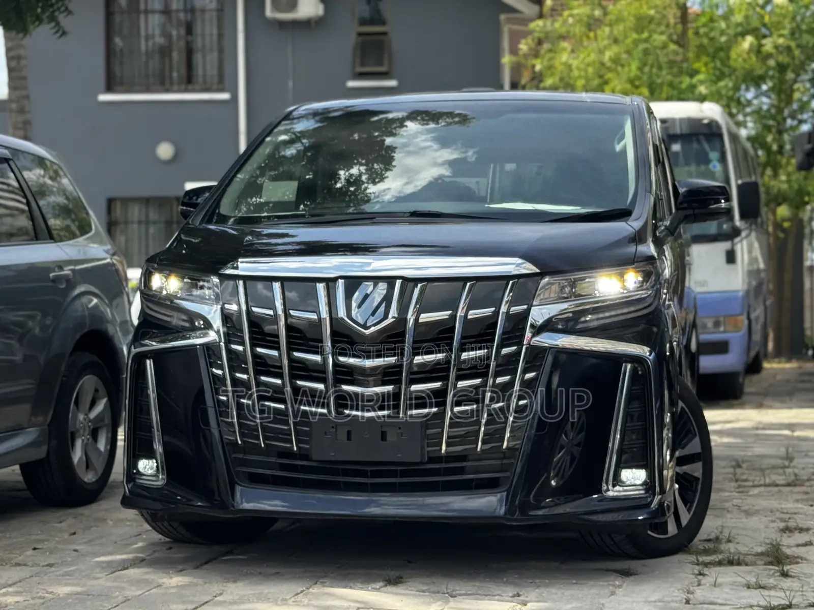 Toyota Alphard 2021 Black