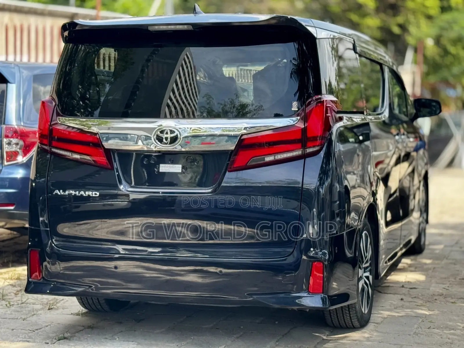 Toyota Alphard 2021 Black