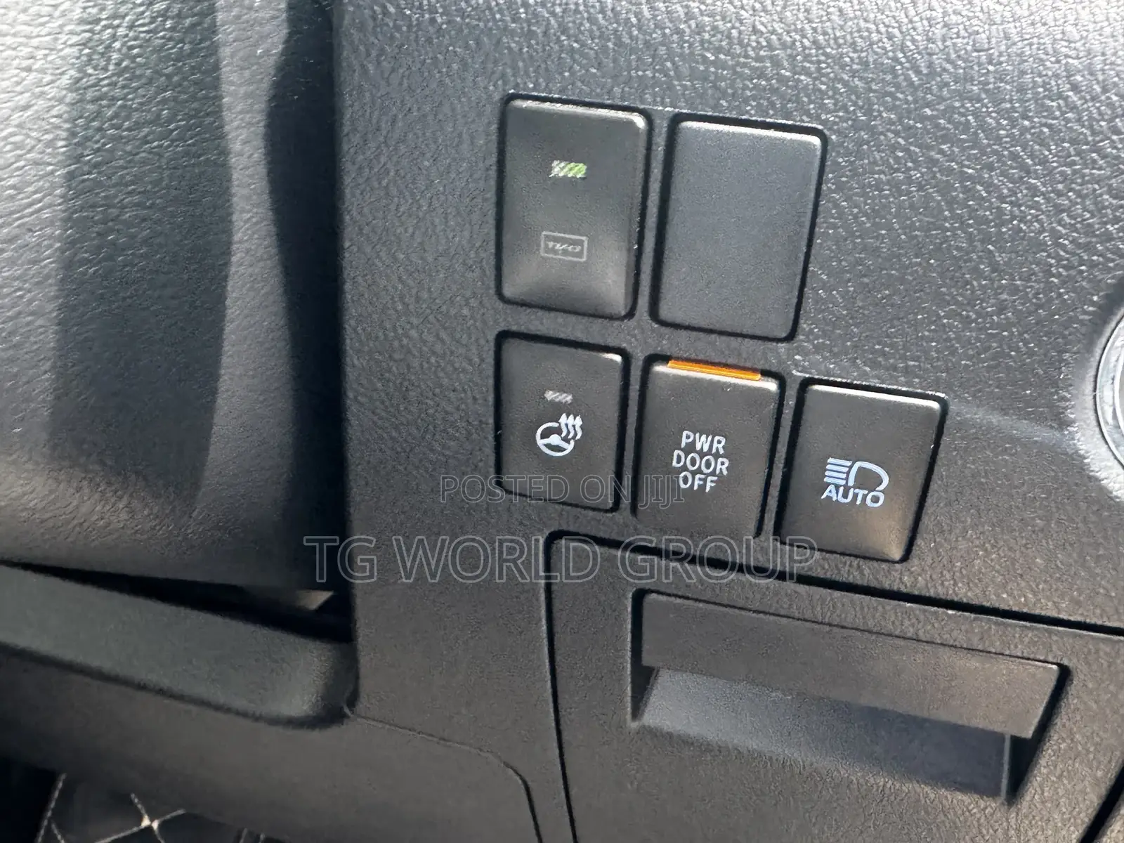 Toyota Alphard 2021 Black